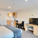 306 Motel Apartments