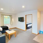 306 Motel Apartments
